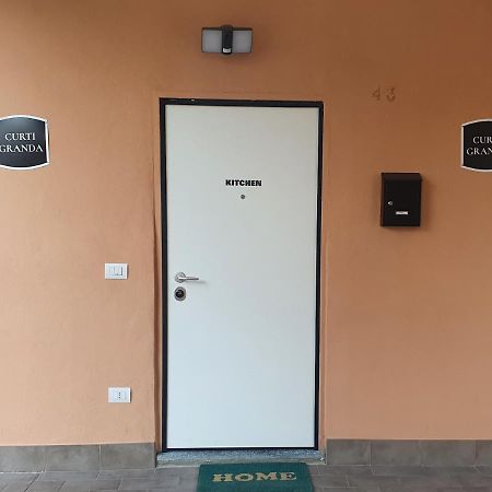 Curti Granda Hotel Rescaldina Exterior foto