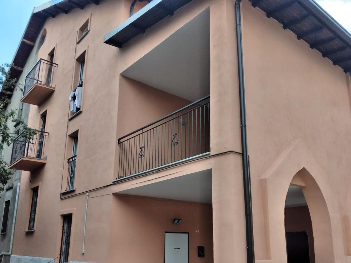Curti Granda Hotel Rescaldina Exterior foto
